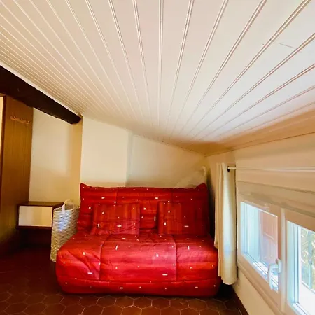 Casa Madrina - Renovated House, 3 Bedrooms, 6 People Holiday home Roquefort-des-Corbieres