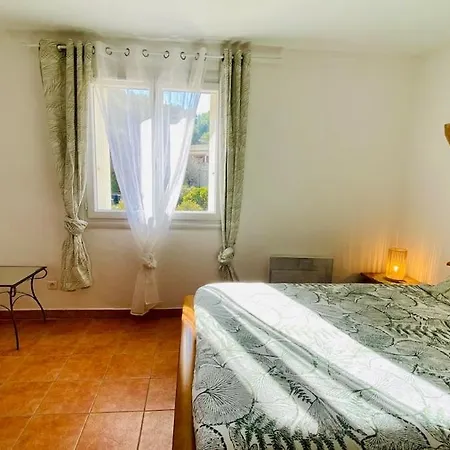 Casa Madrina - Renovated House, 3 Bedrooms, 6 People