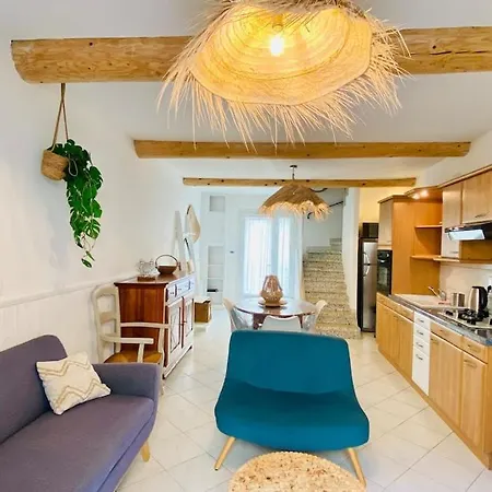 Holiday home Casa Madrina - Renovated House, 3 Bedrooms, 6 People *